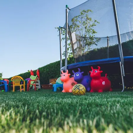 Letniskowe Ostoja 別荘 *